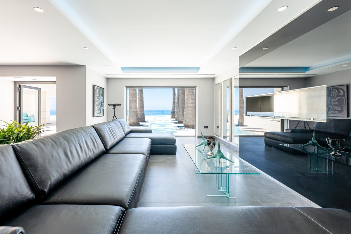 315b44f0403a5f6e2693b6e46c990161 - 2