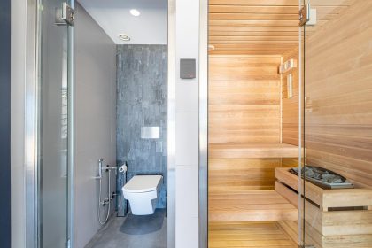 315b44f0403a5f6e2693b6e46c990161 - 28