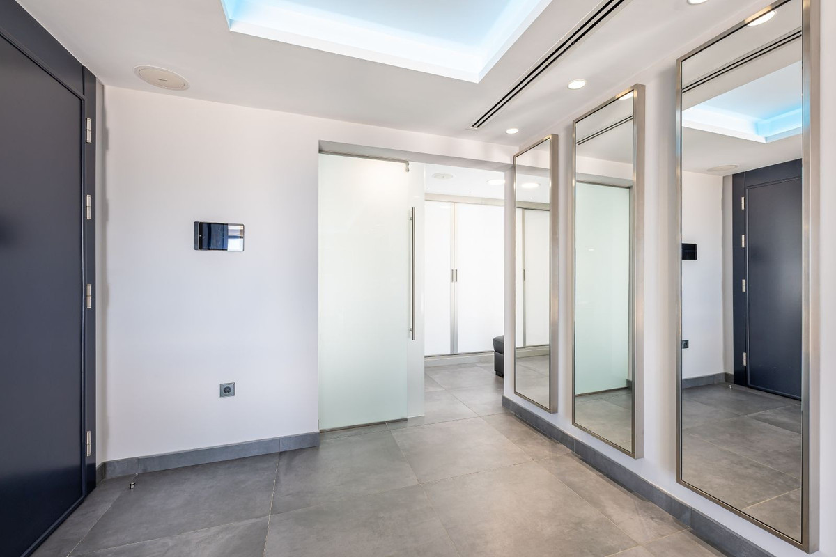 315b44f0403a5f6e2693b6e46c990161 - 29