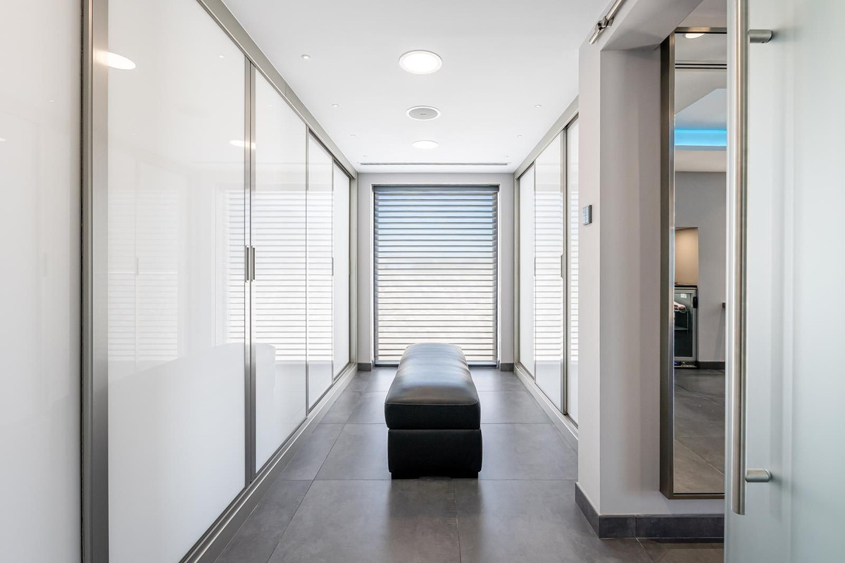 315b44f0403a5f6e2693b6e46c990161 - 30