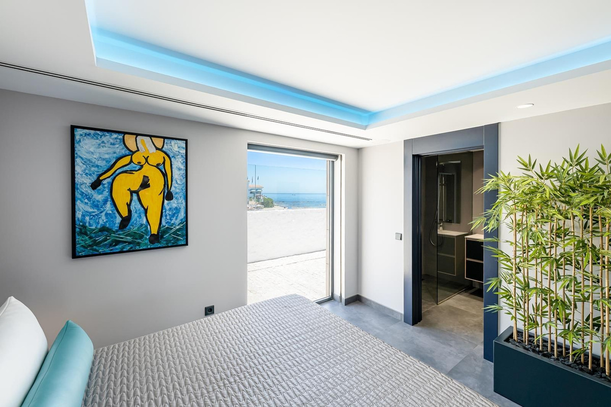 315b44f0403a5f6e2693b6e46c990161 - 38