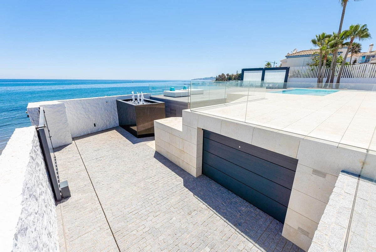 315b44f0403a5f6e2693b6e46c990161 - 49