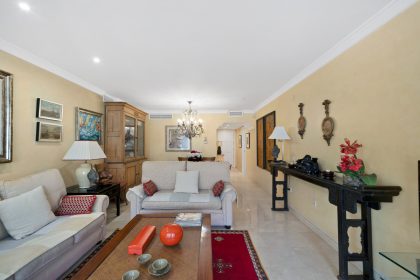 316782594a3f840482df519888ae0c08 - 18