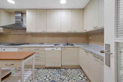 316782594a3f840482df519888ae0c08 - 21