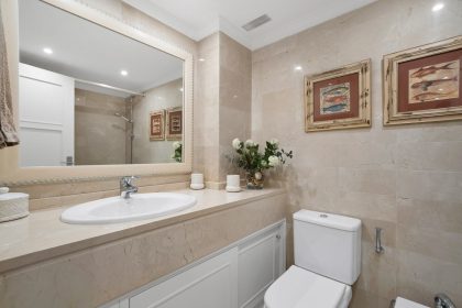 316782594a3f840482df519888ae0c08 - 35