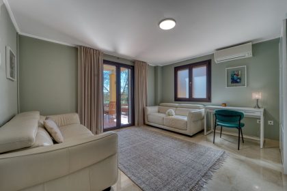 3188f73c966136f46e48335983698ba6 - 11