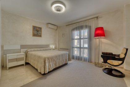 3188f73c966136f46e48335983698ba6 - 3