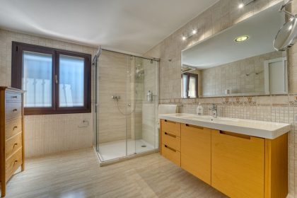 3188f73c966136f46e48335983698ba6 - 36