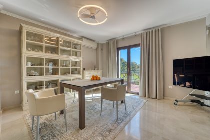 3188f73c966136f46e48335983698ba6 - 37