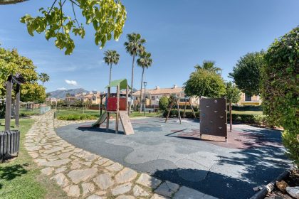 3188f73c966136f46e48335983698ba6 - 44