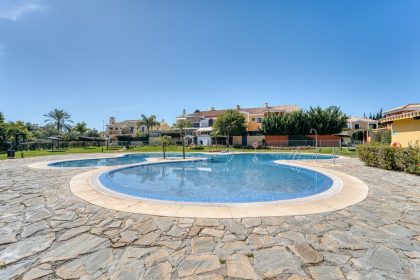 3188f73c966136f46e48335983698ba6 - 47