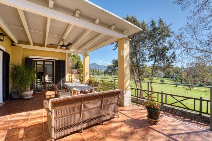 3188f73c966136f46e48335983698ba6 - 48