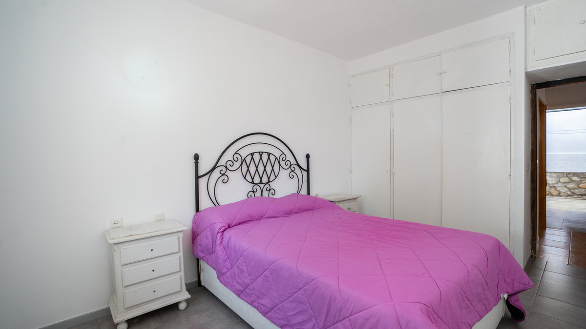 319ed18ec109c2f99b1ff06e4a17c05e - 10