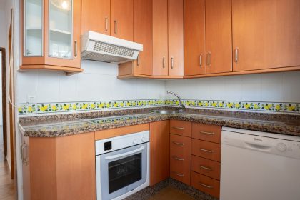 319ed18ec109c2f99b1ff06e4a17c05e - 3