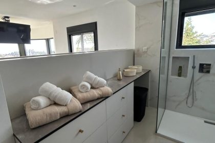 3226bca245badfc79ab66ab06a6961f8 - 12