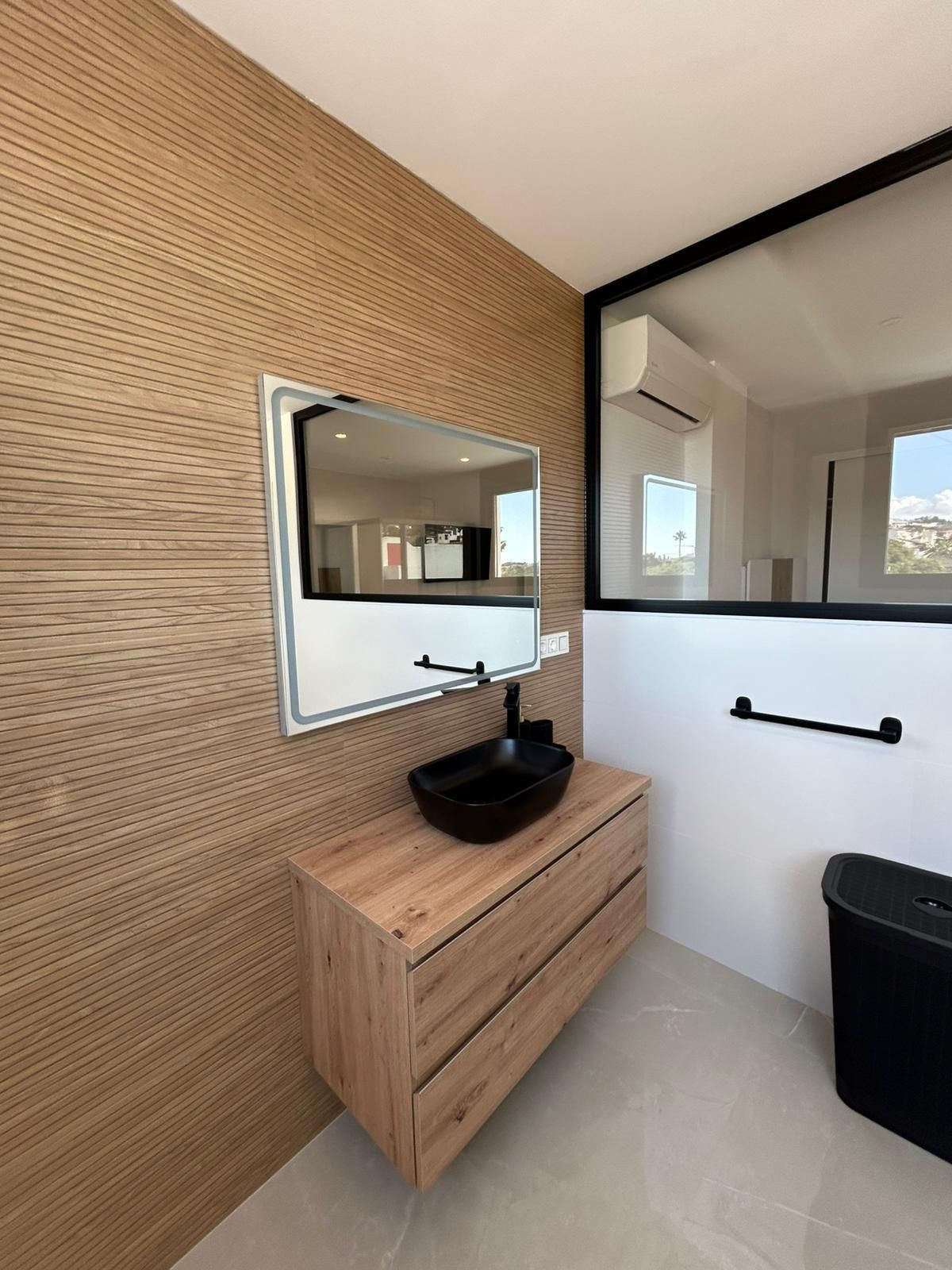 3226bca245badfc79ab66ab06a6961f8 - 15