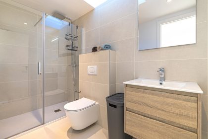 3232a6dee90e7adbff2c2f7e528a7b1c - 18