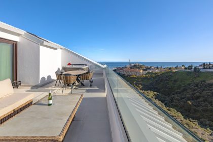 3232a6dee90e7adbff2c2f7e528a7b1c - 19