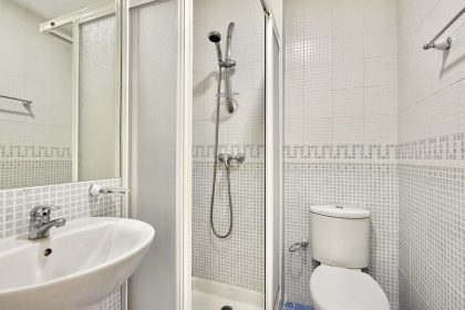 323886ed5f8e51f065a678b61bc7e912 - 16