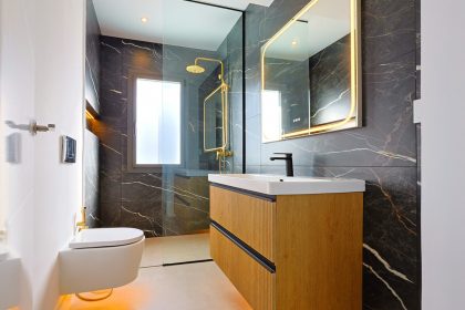 324836db8f39fbc96b218f8731404aef - 19