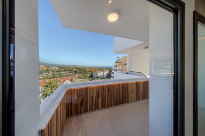 324836db8f39fbc96b218f8731404aef - 3