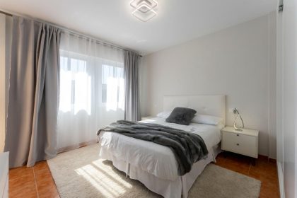 32b42b0eb541c5707c40db51d70924e7 - 18