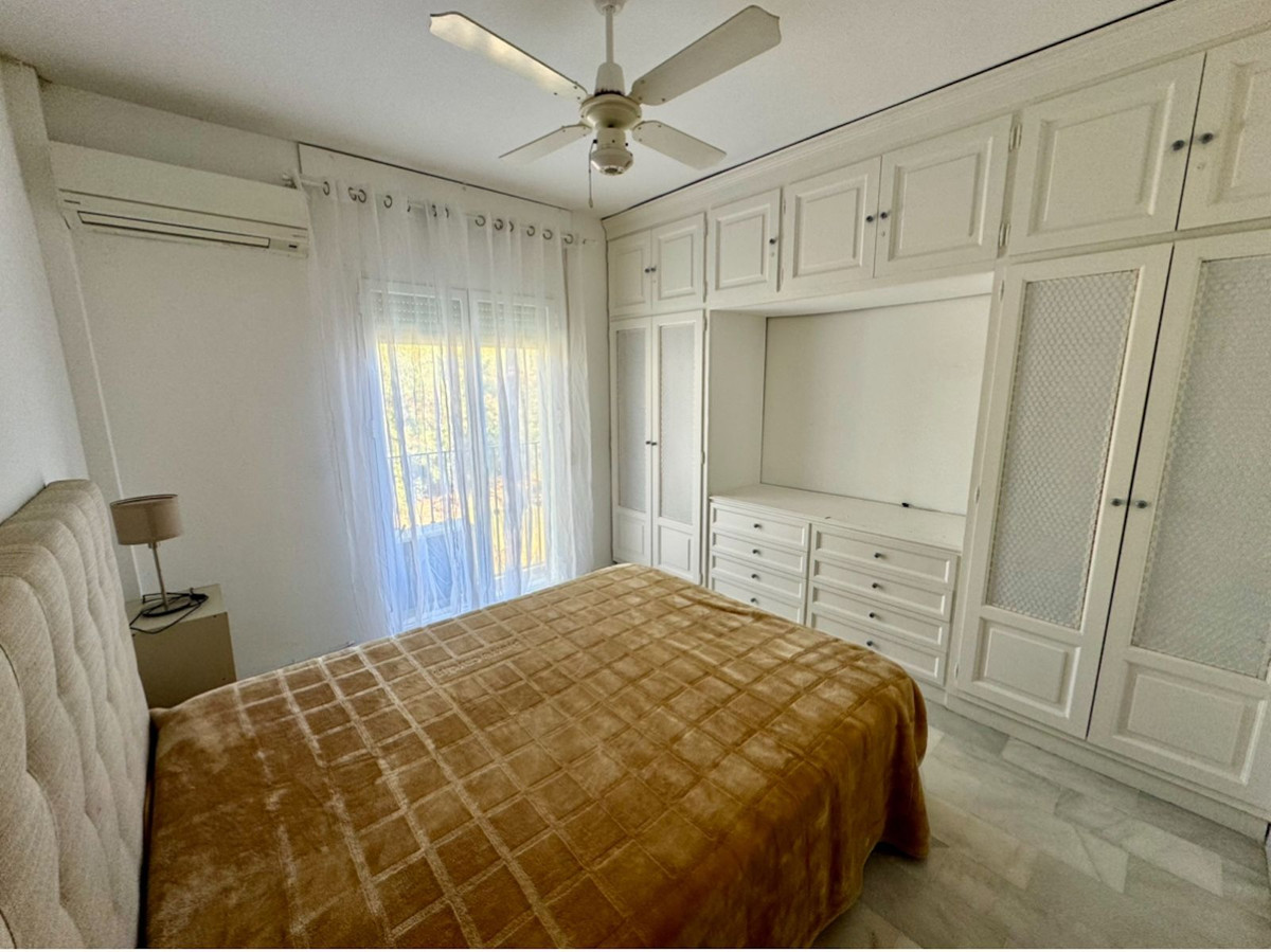 33308f38eb9f21761d4e3d554242d0ad - 12