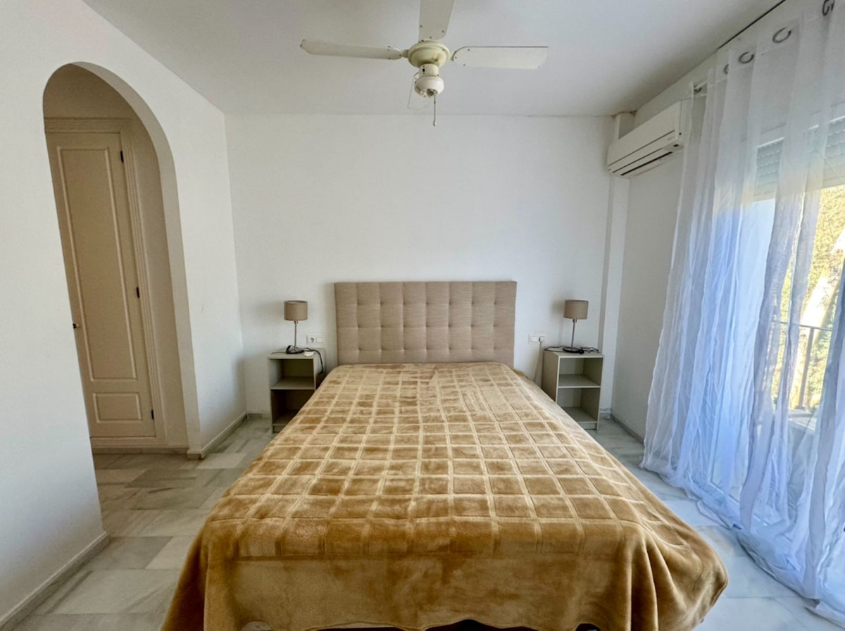 33308f38eb9f21761d4e3d554242d0ad - 13