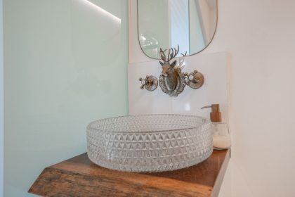 335cfada27f01778982259543d45a615 - 9