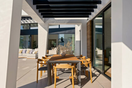 3379fbbd9a57742fc63a3163e1beceed - 24