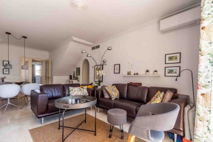 337c2e59836a578709a05c26de01e9a6 - 10