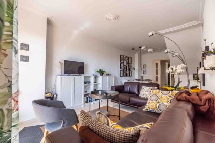 337c2e59836a578709a05c26de01e9a6 - 11