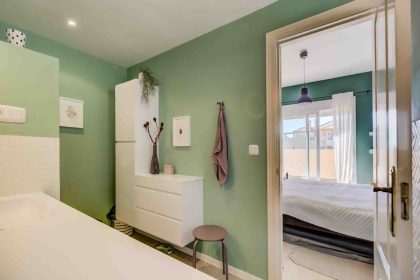 337c2e59836a578709a05c26de01e9a6 - 21