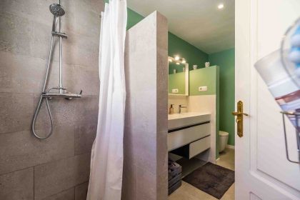 337c2e59836a578709a05c26de01e9a6 - 24