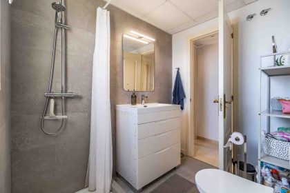 337c2e59836a578709a05c26de01e9a6 - 37