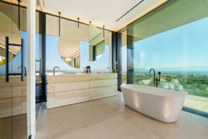 341edaa695b4ea7cb4e24d976115cfef - 15