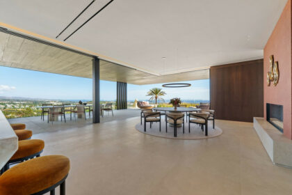 341edaa695b4ea7cb4e24d976115cfef - 31