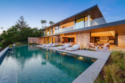 341edaa695b4ea7cb4e24d976115cfef - 44