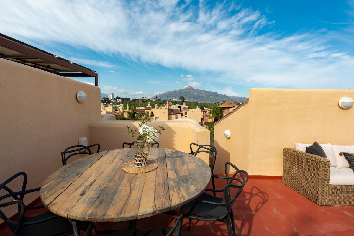 34ec6f6a6d3c2315ca52ee19c2427498 - 16