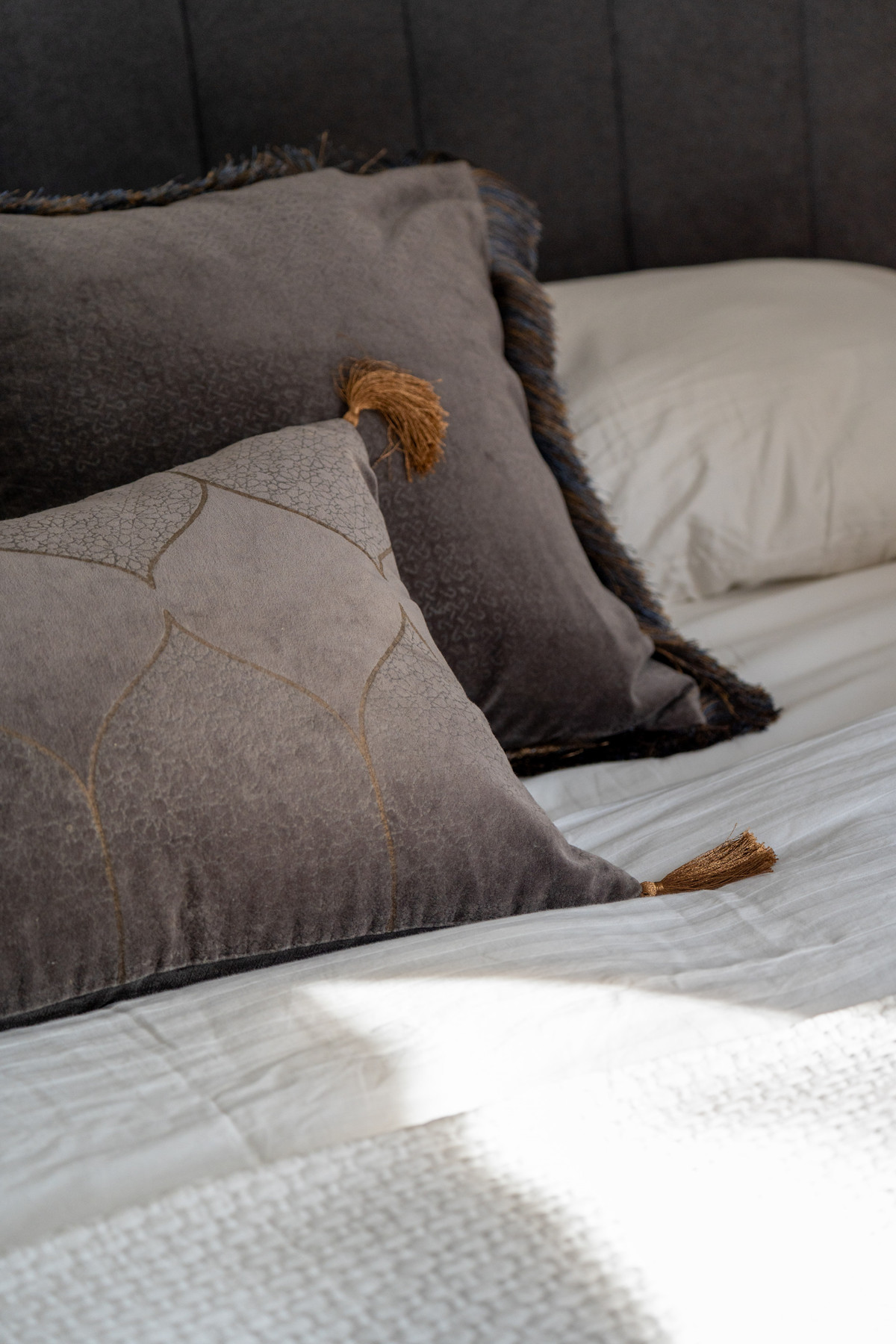 34ec6f6a6d3c2315ca52ee19c2427498 - 27