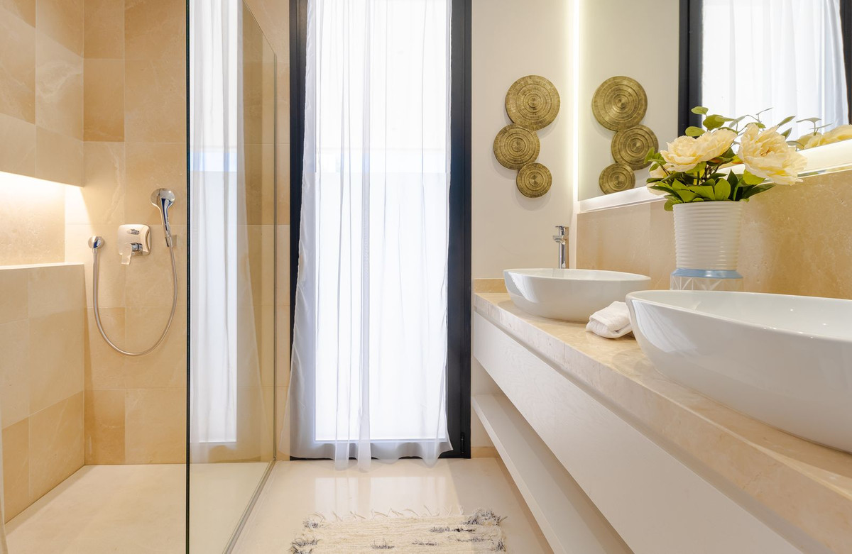 352ca28de7607b045bcf45f8c775d7f0 - 11