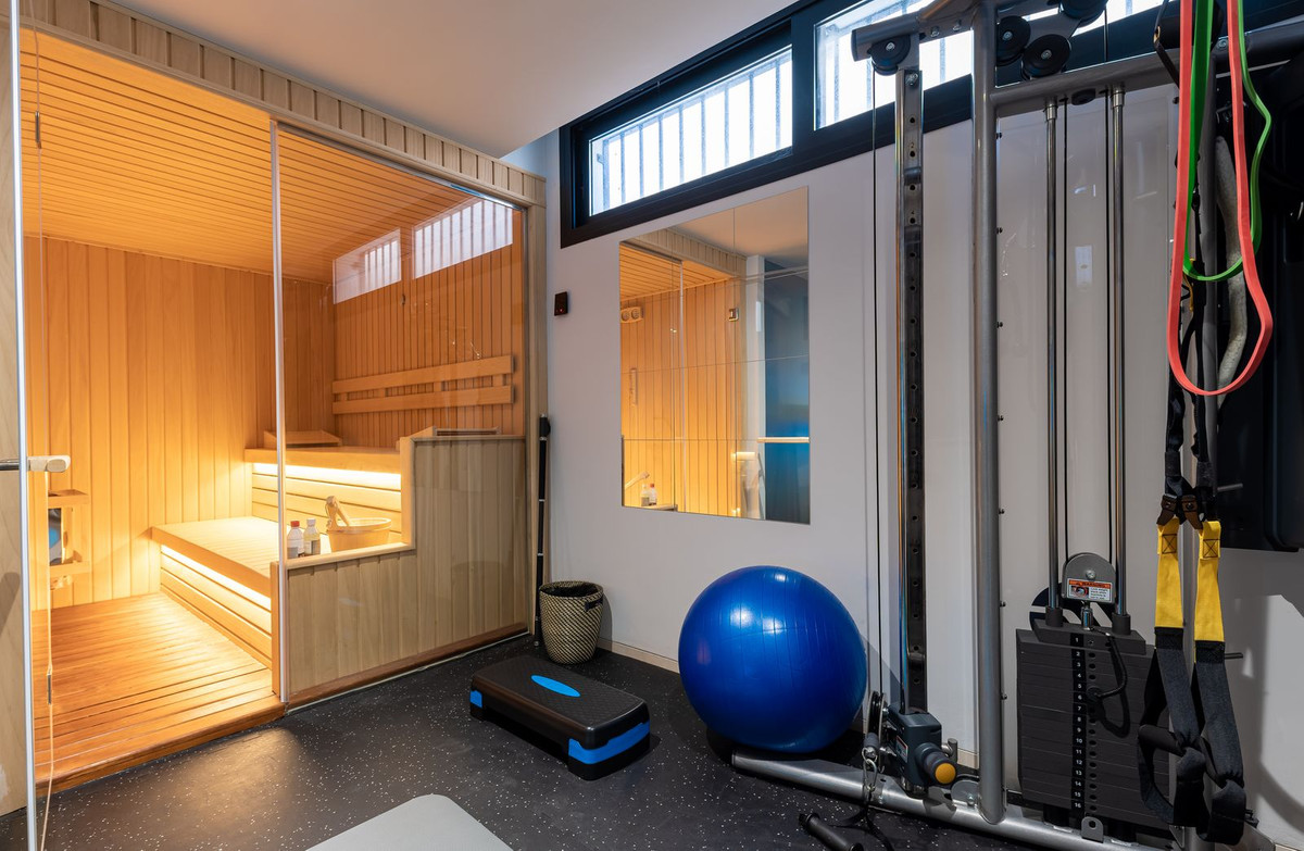 352ca28de7607b045bcf45f8c775d7f0 - 13