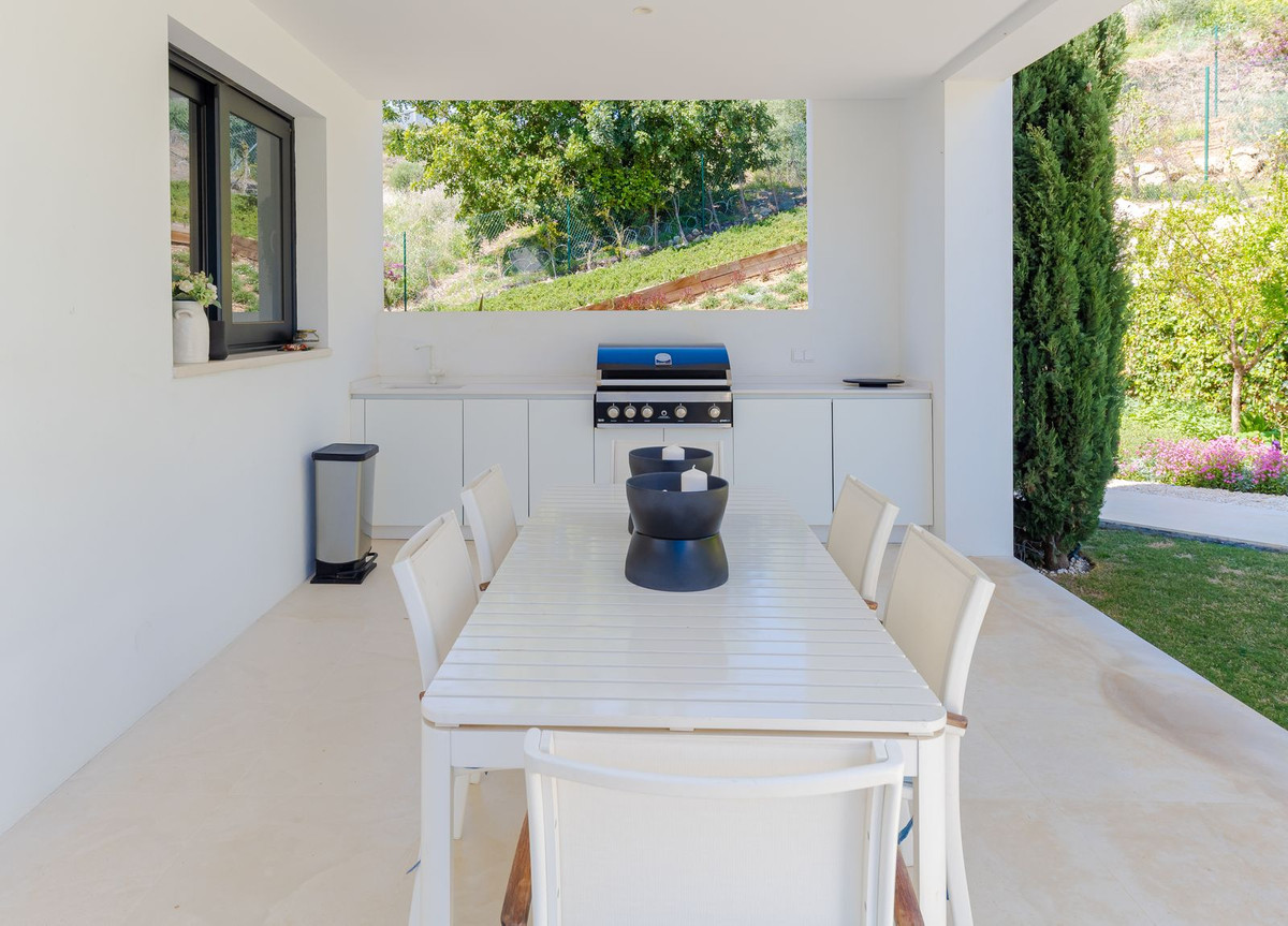 352ca28de7607b045bcf45f8c775d7f0 - 25