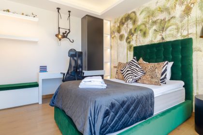 352ca28de7607b045bcf45f8c775d7f0 - 29