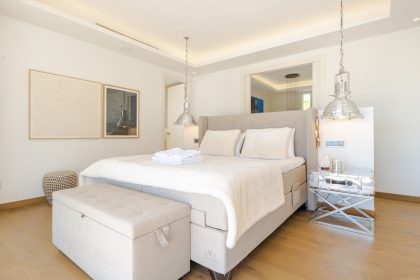 352ca28de7607b045bcf45f8c775d7f0 - 32