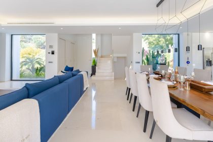 352ca28de7607b045bcf45f8c775d7f0 - 9