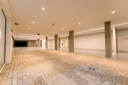 355bf4875b91e32fbe3b4ef864cb8620 - 11