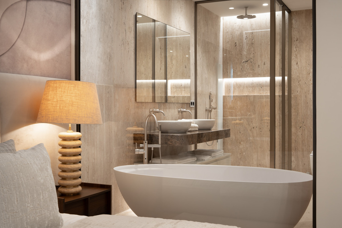 357447bdd874a0adacf8e63c606d3e91 - 13