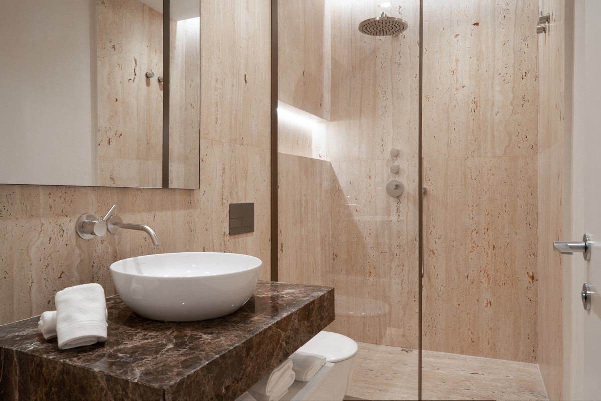 357447bdd874a0adacf8e63c606d3e91 - 16