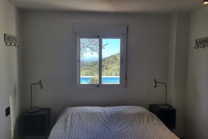 357aed645d24996a404f07e99764586c - 5